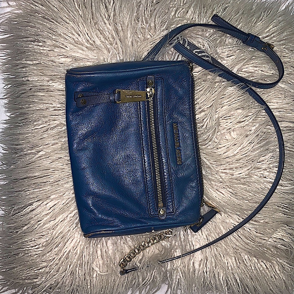 Micheal Kors *Rehab* Crossbody AP-1212 Bag